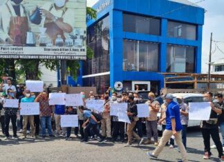 Herman HN didemo wartawan