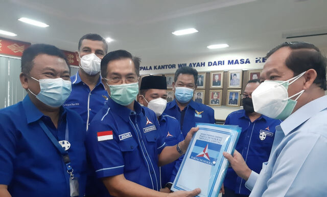 Partai Demokrat Yulian Manaf